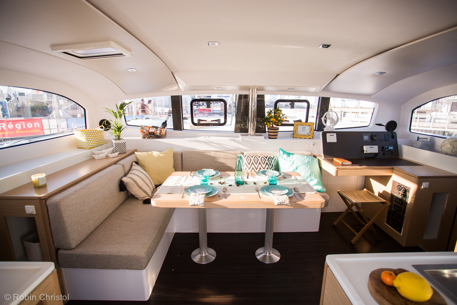 outremer 45 saloon
