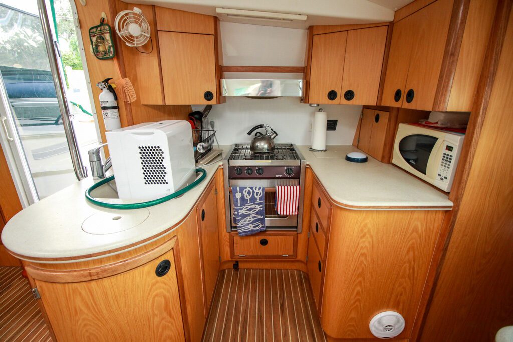 Manta 42 MKII Catamaran for sale galley