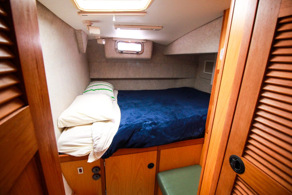 Manta 42 MKII Catamaran for sale cabin