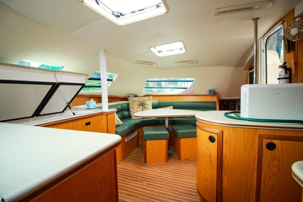 Manta 42 MKII Catamaran for sale salon