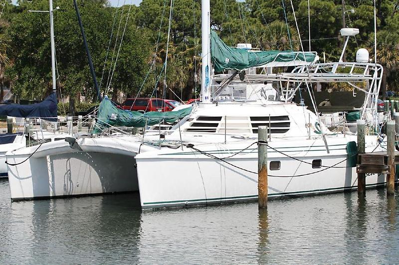 Manta 42 Catamaran sold