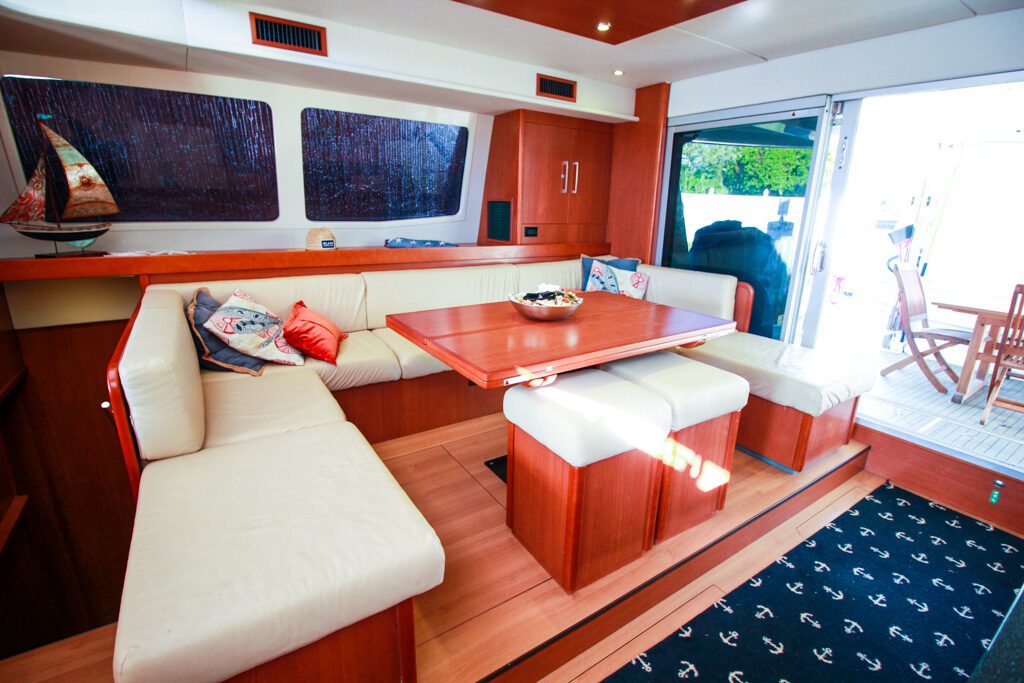 2013 Leopard 58 Catamaran AQUA BOB-salon seating 2