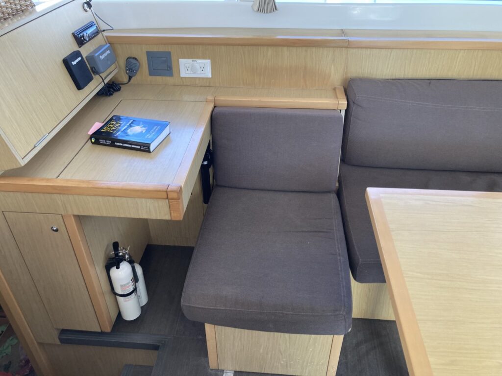2014 lagoon 39 catamaran CARPE DIEM nav station seating