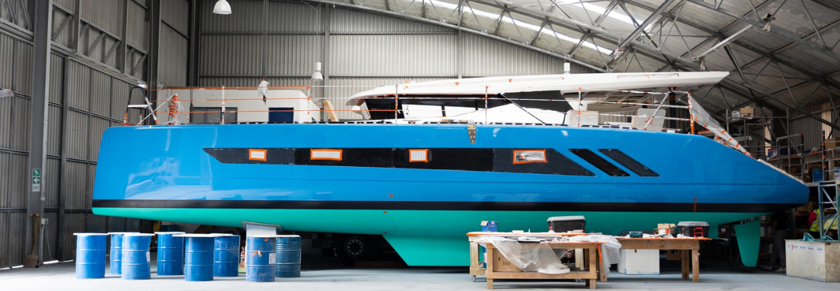 Knynsa 550 catamaran banner