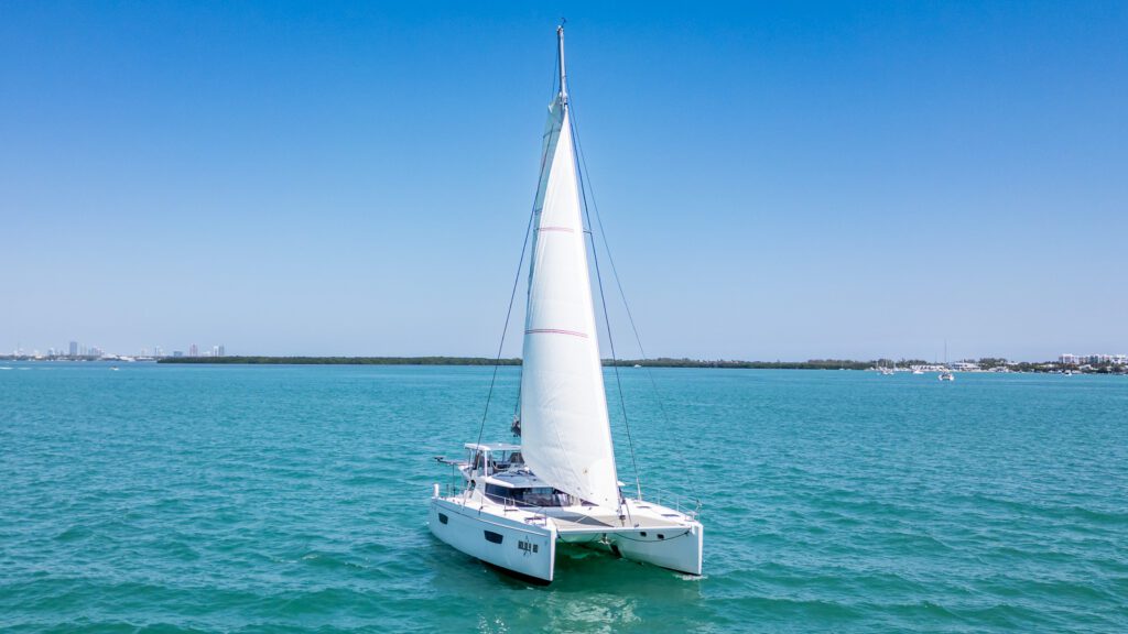 Fountaine Pajot Helia 44